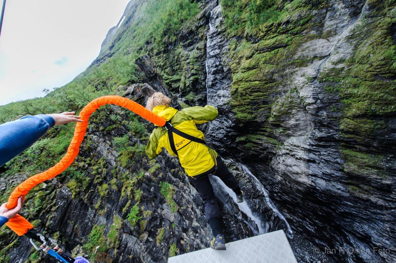 Lyngenfjord,Odins Hus Apartman Olderdalen Kültér fotó